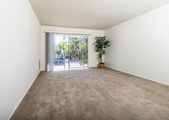 Spacious 1BR/1BA near Lake Merritt in Oakland available Sept. 15 2