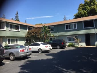 1 room available in 2BR/ 1BA near downtown Menlo Park -Available Sep 1 1