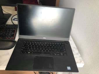 Dell XPS 15 9570 2