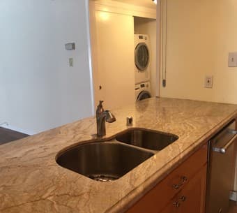 2bd/2ba near campus with Marguerite shuttle service 2