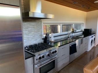 Modern spacious furnished studio for sublet 2