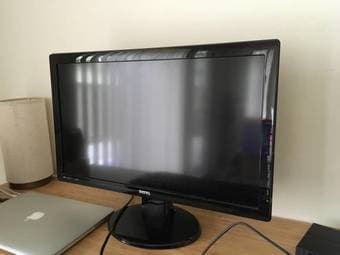 BenQ full HD 1080p monitor 2