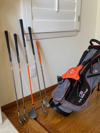 FS: Like new golf clubs for kids (5 clubs + bag, right handed, 7-9 yo) 2