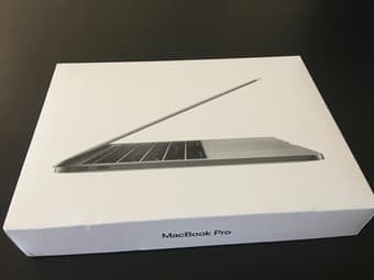 MacBook Pro 13 inch - in excellent condition, like new, still in origi 1