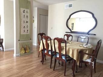 2 Great Master Bedrooms 5 min to MV Downtown 2