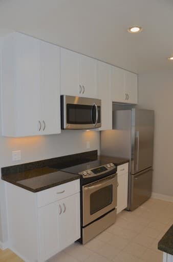 Master bedroom available in 2BD 1BA in Menlo Park! 1