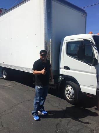 Need Help moving? Profesional movers, reliable, affordable, and quick. 1