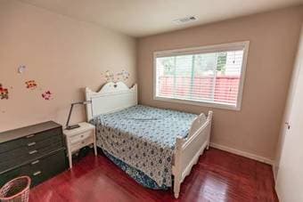 Burlingame Bungalow! Great walking distance location 4