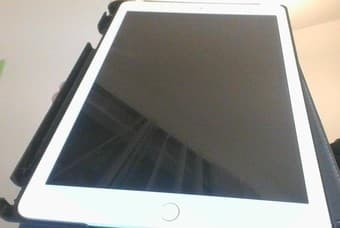 new ipad(6th generation) 128gb gray 1