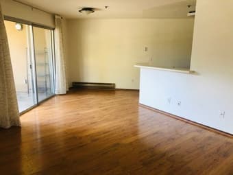 1 Bedroom Apartment off California Avenue! 1