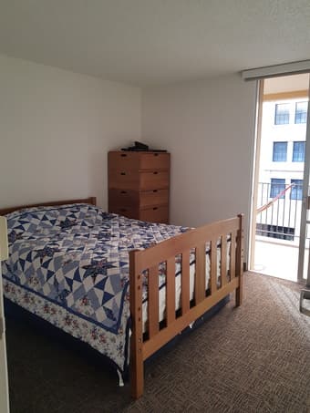 1 bedroom apartment in EV for 1 month Dec. 9-January 8th 2