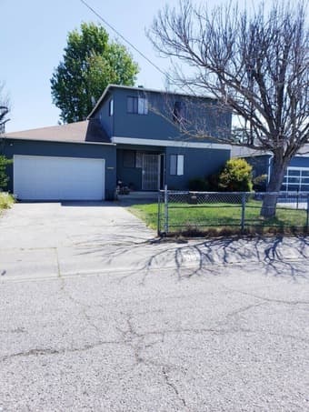 Room for rent in 4BR/2BA home (Move in by Dec 1st) 3