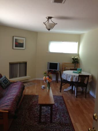 400 Sq Ft Independent Apartment in Stanford Campus 1