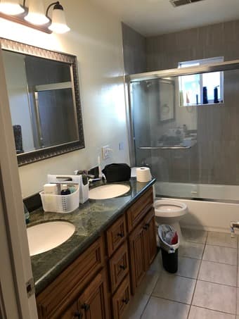 Private room available in a 5-BHK/3-bath house from 1st December 2