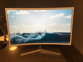 32-Inch Samsung Curved Monitor $150 OBO (Perfect Condition) 2