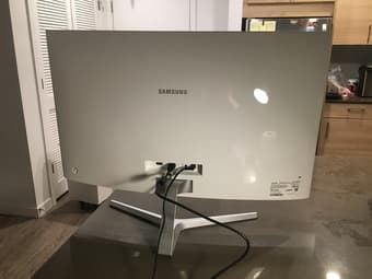 32-Inch Samsung Curved Monitor $150 OBO (Perfect Condition) 3