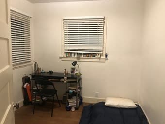 Private Room and Bath @ walking distance from Stanford, female 2