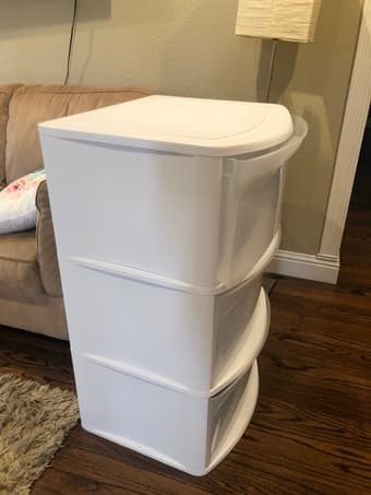 set of plastic drawers 1