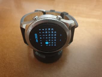 Selling Good Condition Samsung Gear S3 Smartwatch 2