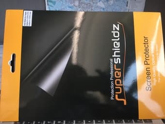 New Apple MacBook Pro 13 inch Screen Protector 1