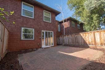 2 bed 1.5 bath Palo Alto townhouse-style condo 4