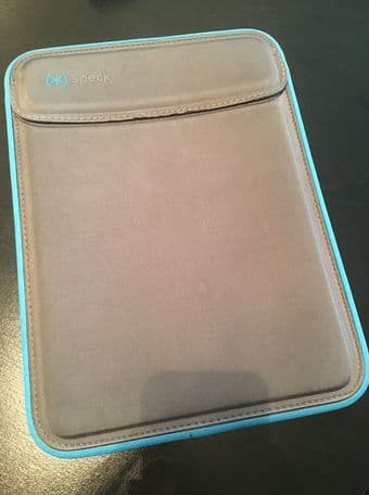 Speck FlapTop for MacBook Air 13" (model 2017 and older) 1