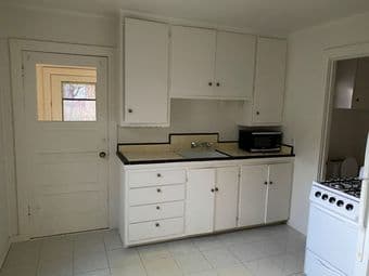 Mountain View 2-bed rooms (unfurnished) for rent 3