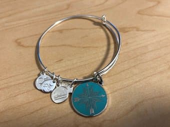 Alex and Ani Charity By Design Arrows of Friendship Expandable Bangle 1