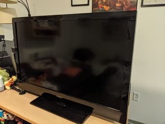 Insignia 42" 120Hz 1080p TV 2