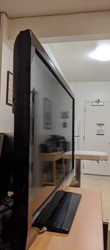 Insignia 42" 120Hz 1080p TV 3