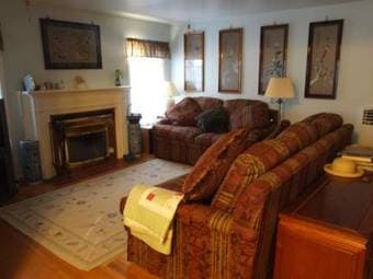 $1300 / 120ft2 - 1 room available 3/1/2020 (Palo Alto) 1