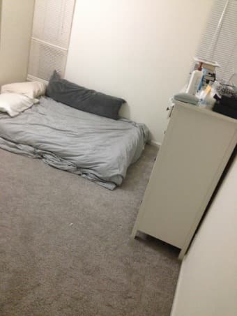 A bedroom (w/ shared bathroom) in Menlo Park house near Stanford 3