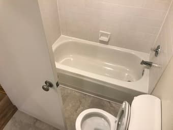 Spacious Unfurnished Room Available in Beautiful Los Altos Apartment! 3