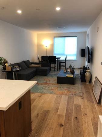 $4350 / 2br - 1150ft2 - Awesome 2bd/2bath in downtown Mountain View 3