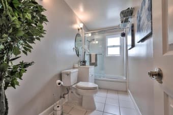 Redwood City fully furnished master Bedroom available for rent. 2