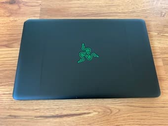 Razor Blade Stealth 13.3" Touchscreen Laptop 1