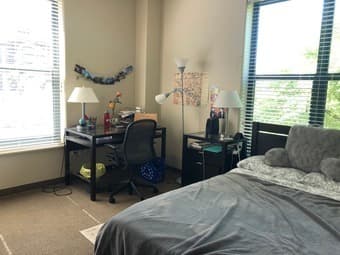 Sunny Summer Sublet in Munger 4 bed / 4.5 bath (6/6-flexible) 1