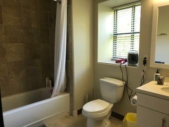 Sunny Summer Sublet in Munger 4 bed / 4.5 bath (6/6-flexible) 3