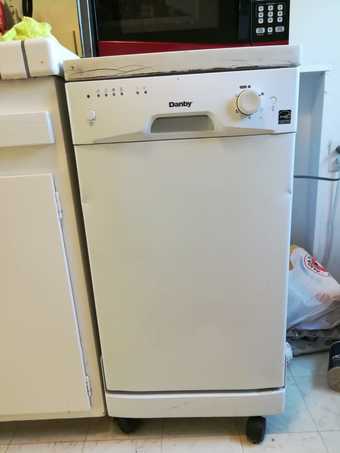 Portable dishwasher 1