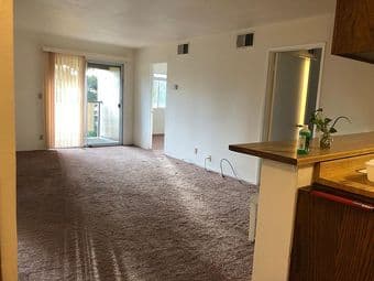 2B 1B condominium, great location, gated community 1