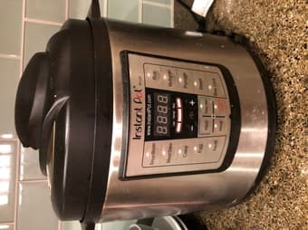 Electric pressure cooker 1