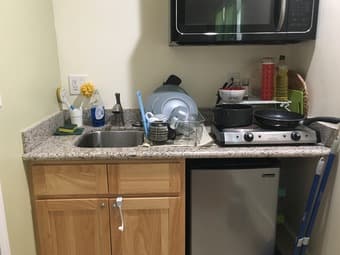 Fully-furnished cozy studio 3 miles from Stanford 4