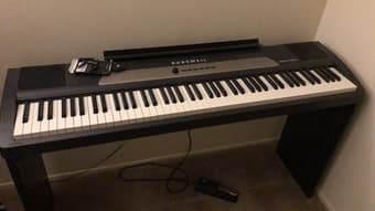 Piano keyboard 88keys mark pro oneiswith wooden stand 1