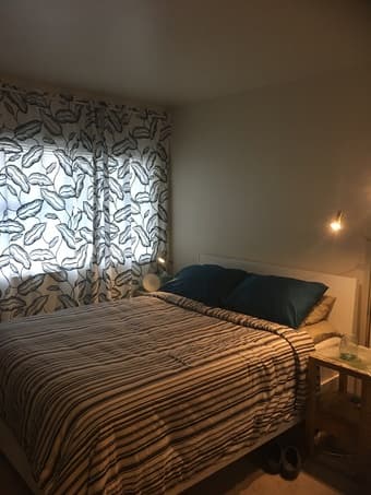 Great 1B1B walking distance to Cal Ave and campus 1