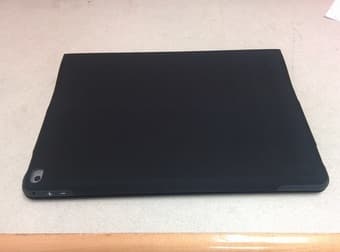 iPad Pro+iPencil+Keyboard Case-13" 256 GB - Like New Condition! - $500 2