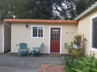 Studio (kitchen, bath, bed & living areas) in Menlo Park near Univ Ave 4