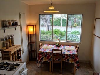 FULLY FURNISHED, FRESHLY REMODELED Room in Menlo Park! WALK TO CAMPUS! 3