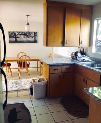 Palo Alto room with private bathroom walk to University Ave-$1800/m 2