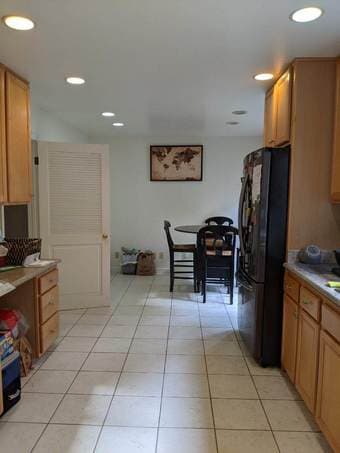 Private room in San Francisco house with great roommates 1