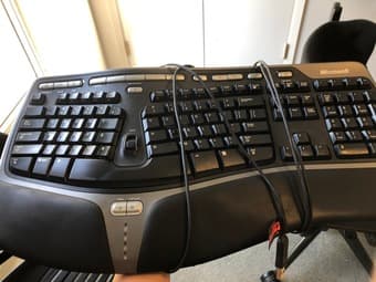 Microsoft ergonomic keyboard 1
